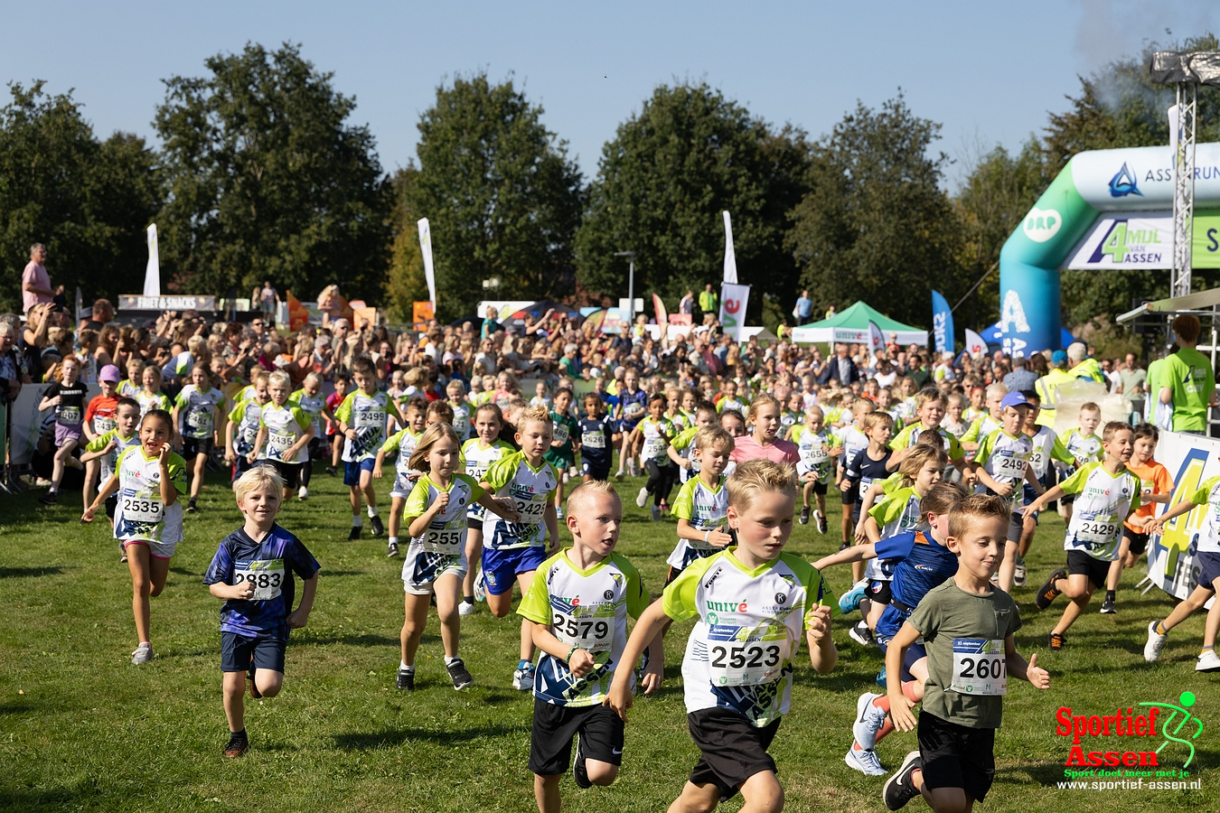 Start Kidsrun bij de 4 Mijl van Assen 2024